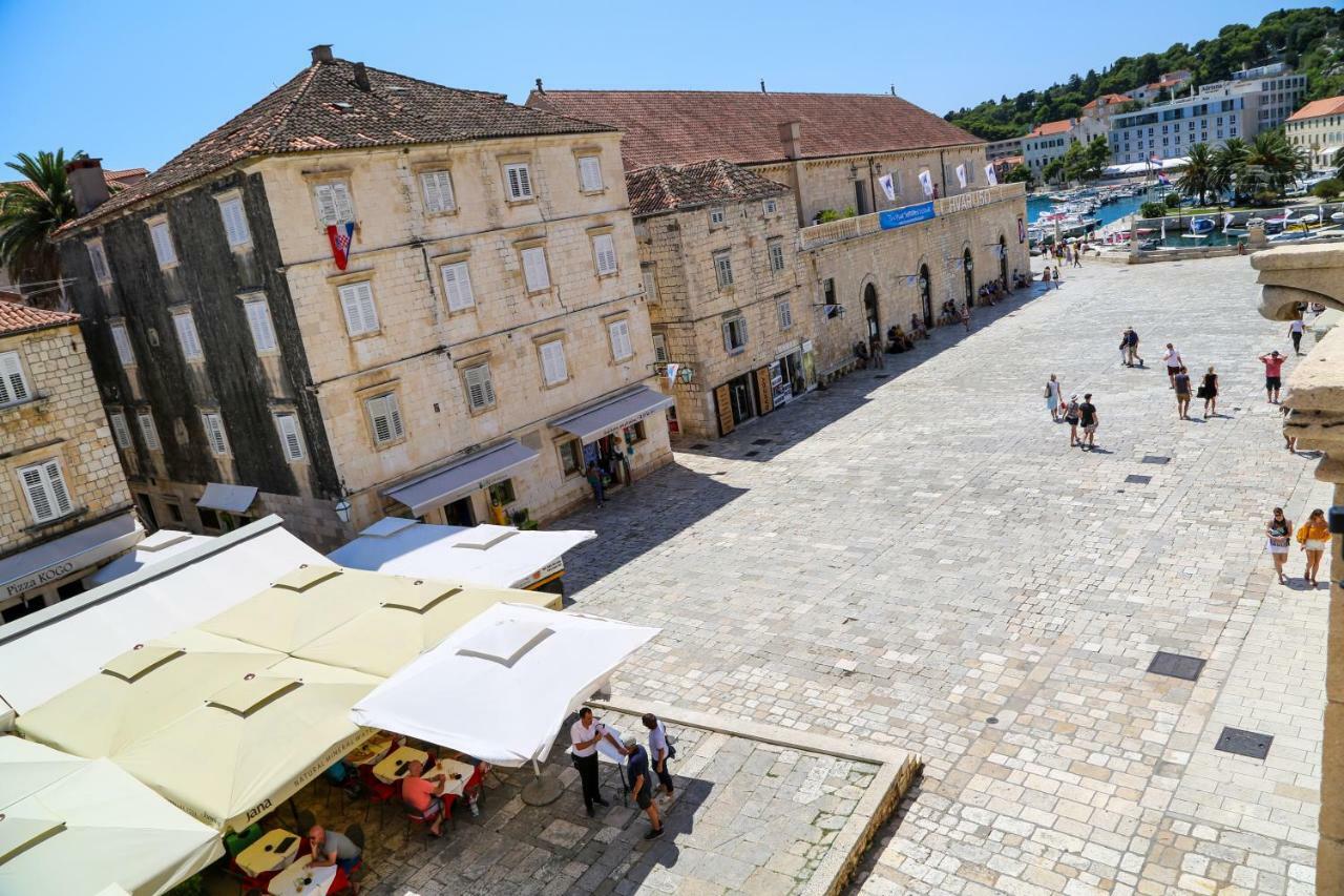 Hvar Piazza Apartment Hvar Town Luaran gambar