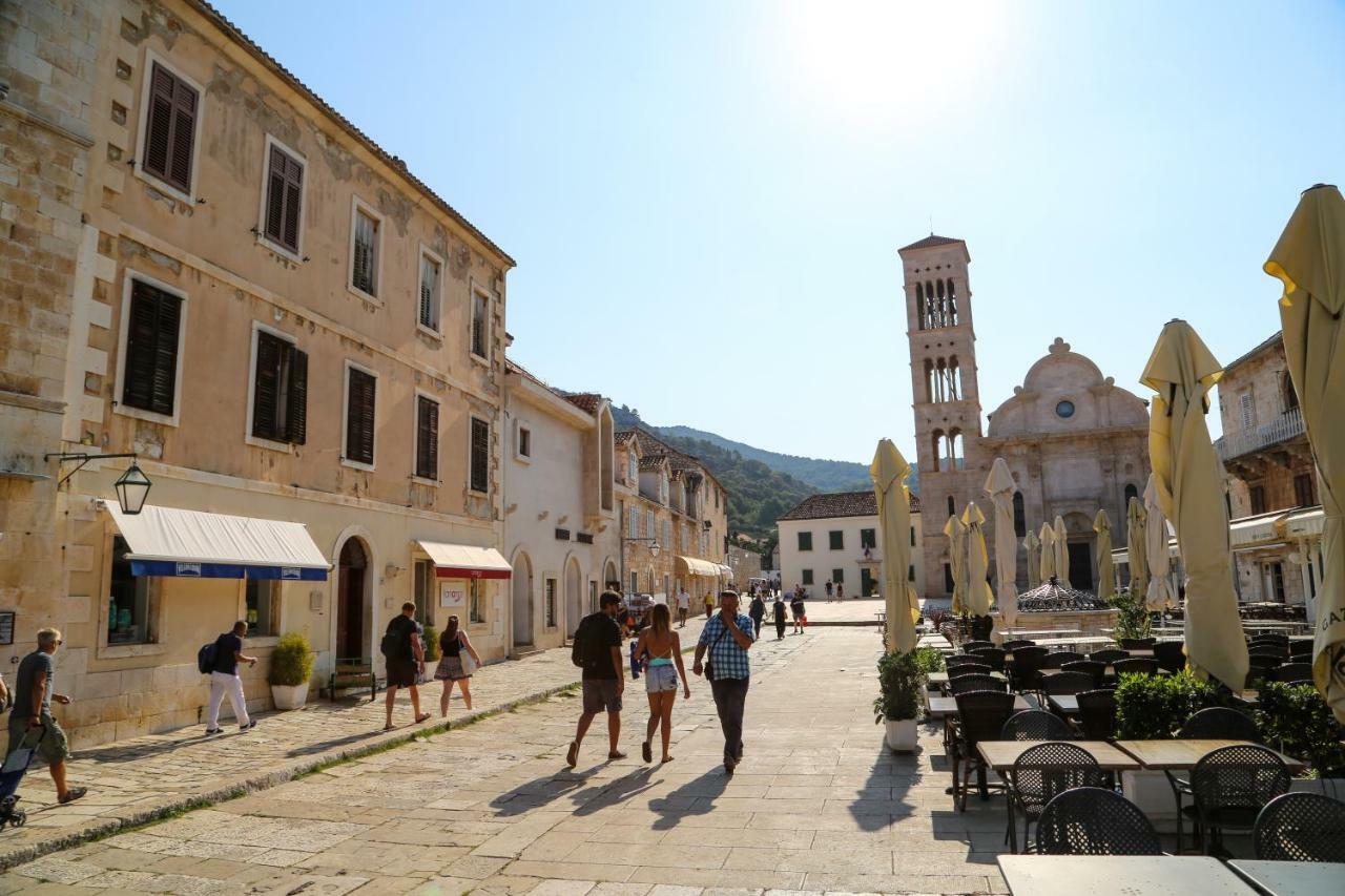 Hvar Piazza Apartment Hvar Town Luaran gambar