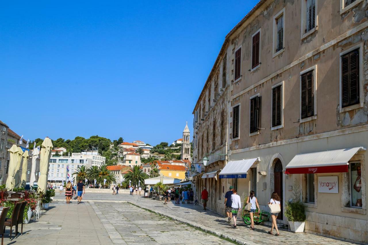 Hvar Piazza Apartment Hvar Town Luaran gambar